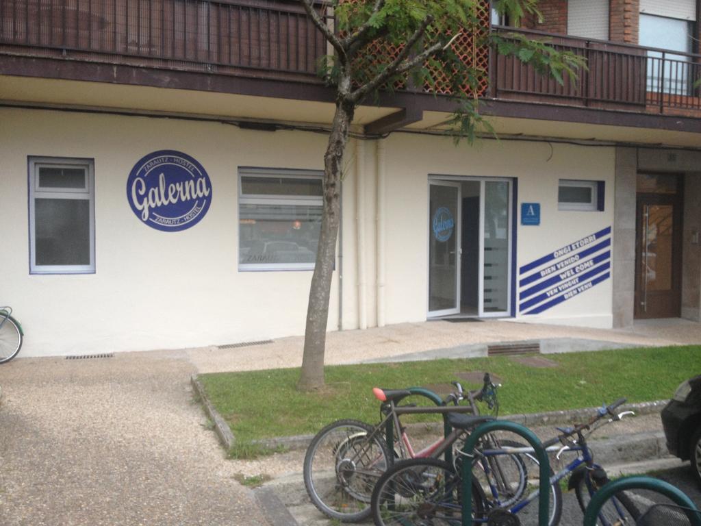 Galerna Zarautz Hostel Rum bild